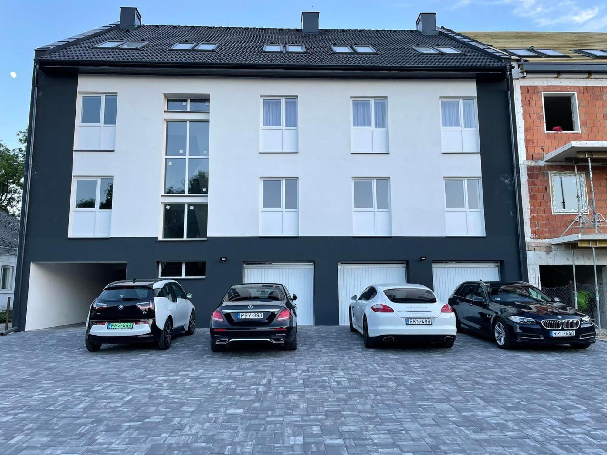 Titan Centrum Apartman Nyíregyháza Exteriör bild