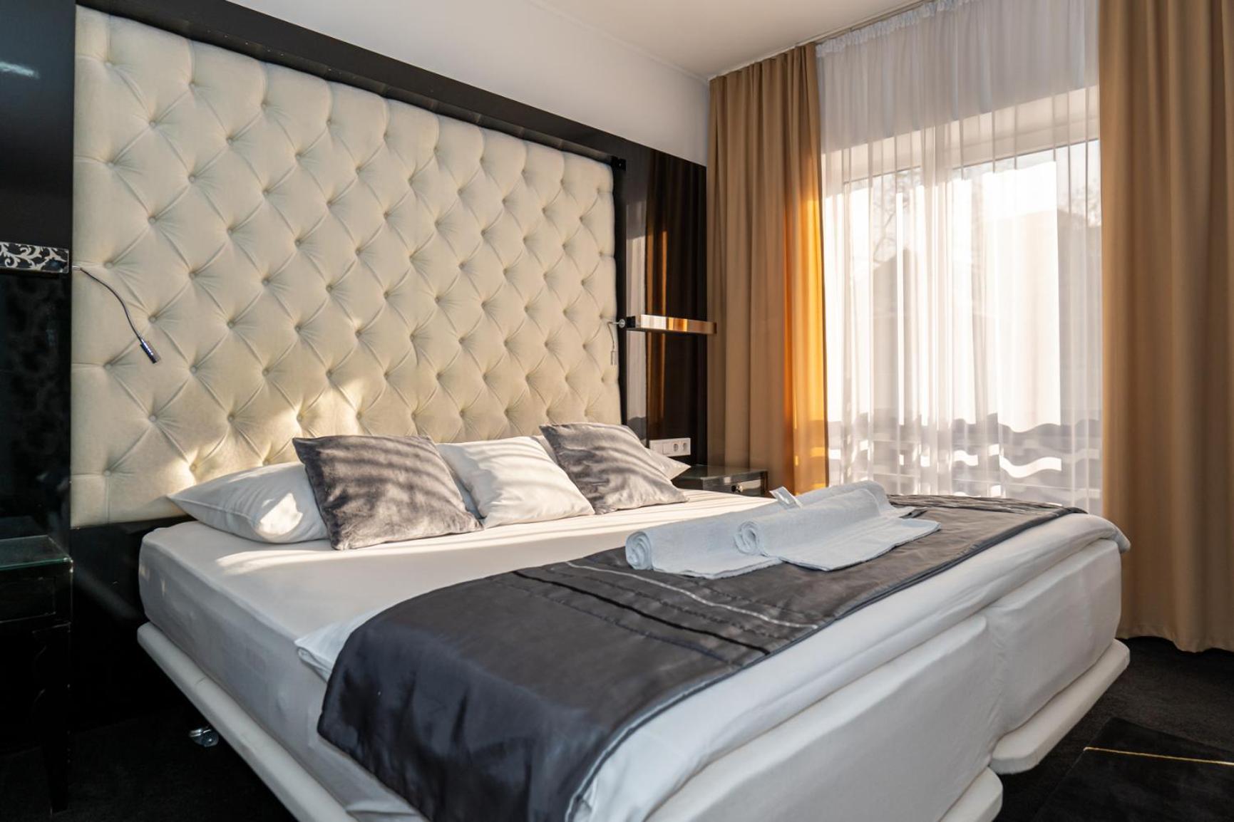 Titan Centrum Apartman Nyíregyháza Exteriör bild